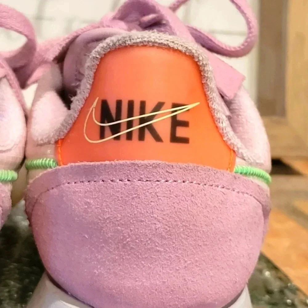 Nike Waffle Racer 2X Pink Green Wmns Sz 6 #CK6647 601